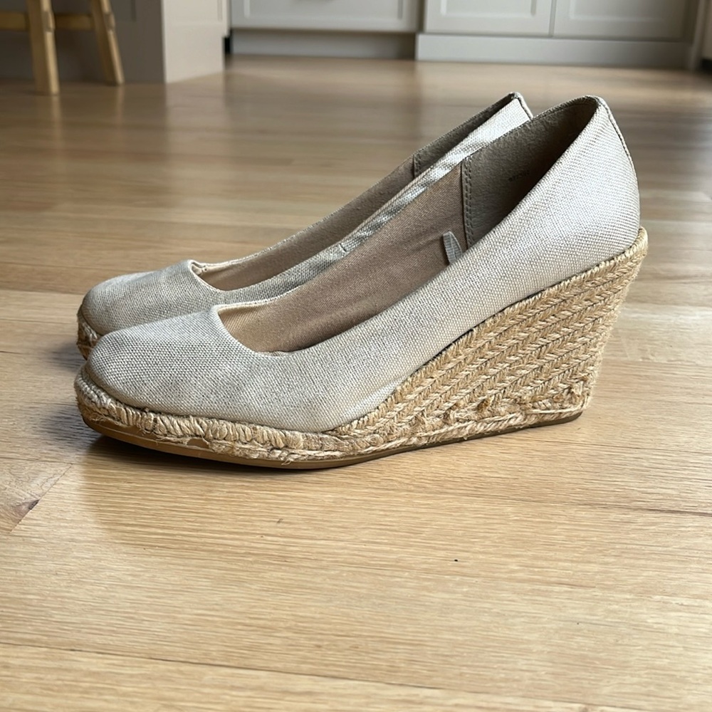 GAP Linen Wedge Shoe